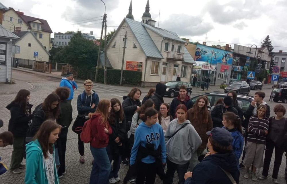 Grafika do Wycieczki nad jezioro Serwy